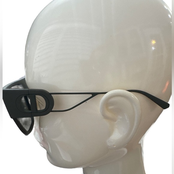 Dior Women's 30MONTAIGNE Sunglasses’s.

NEW
0320 - Picture 4 of 5